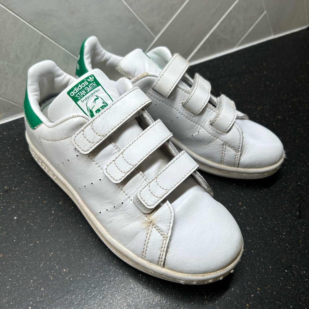 Boys Velcro Stan Smiths